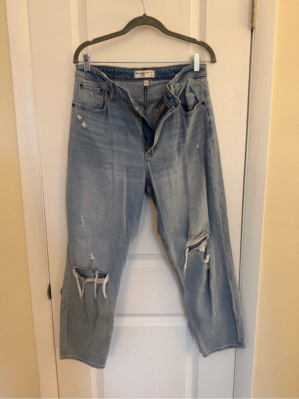 Abercrombie & Fitch Light Blue High-Rise Mom Jeans